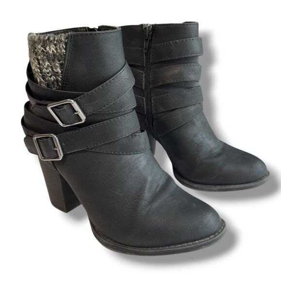 ShoeDazzle Women's Black Ankle Booties Size 6 Knit Cuff Buckle Straps - Picture 2 of 8